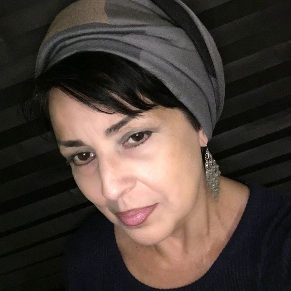 Meet your Posher, Ramona - Picture 1 of 1